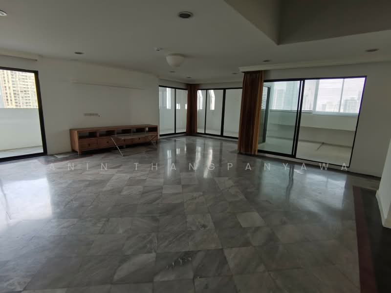 Regent on the Park 1, Bangkok, Soi Sukhumvit 26, Khong Tan, Khlong Toei, Bangkok, 3 Bedrooms, 350 sqm, Condo For Rent, by Kanin Thangpanyawa, 500478626 - DDproperty.com