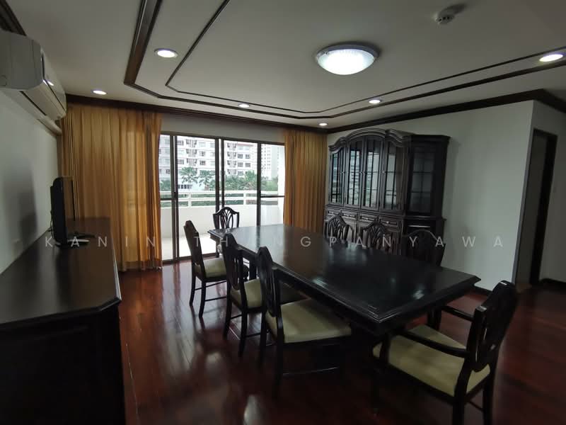 Regent on the Park 1, Bangkok, Soi Sukhumvit 26, Khong Tan, Khlong Toei, Bangkok, 3 Bedrooms, 250 sqm, Condo For Rent, by Kanin Thangpanyawa, 500478629 - DDproperty.com