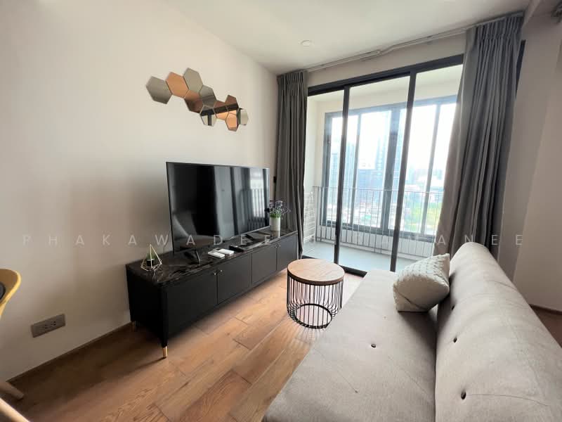 Q Chidlom-Phetchaburi, Bangkok, 1088 Phetchaburi Road, Makkasan, Ratchathewi, Bangkok, 1 Bedroom, 45 sqm, Condo For Rent, by Phakawadee Jiramanee, 500478659 - DDproperty.com