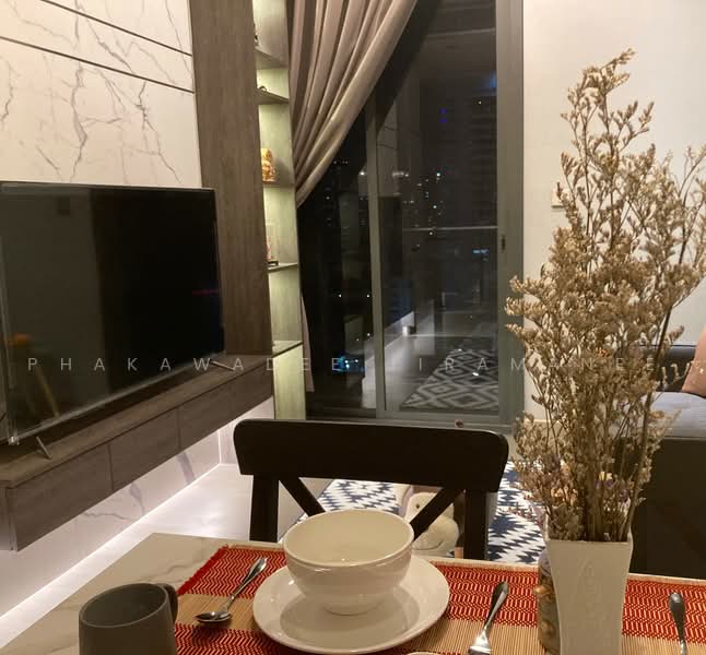 The Esse at Singha Complex, Bangkok, 1788 New Petchaburi Rd, Khlongtoei Nua, Watthana, Bangkok, 1 Bedroom, 35 sqm, Condo For Rent, by Phakawadee Jiramanee, 500478665 - DDproperty.com