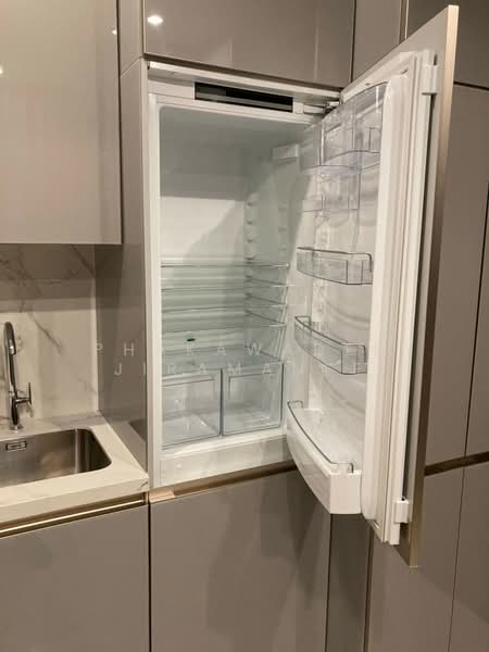 The Esse at Singha Complex, Bangkok, 1788 New Petchaburi Rd, Khlongtoei Nua, Watthana, Bangkok, 1 Bedroom, 35 sqm, Condo For Rent, by Phakawadee Jiramanee, 500478665 - DDproperty.com