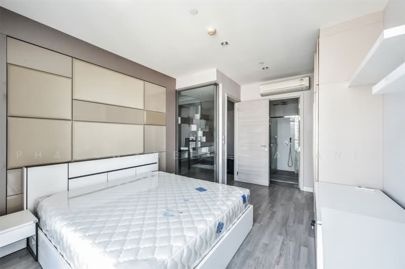 The Room Sathorn, Bangkok, 78 Pan Road, Silom, Bang Rak, Bangkok, 1 Bedroom, 50 sqm, Condo For Rent, by Phakawadee Jiramanee, 500478672 - DDproperty.com