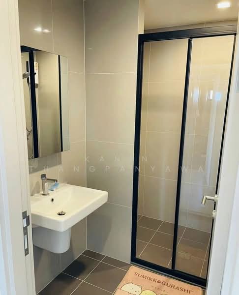 The Base Phetchaburi-Thonglor, Bangkok, Phetchaburi Rd, Bang Kapi, Huai Khwang, Bangkok, 2 Bedrooms, 62 sqm, Condo For Rent, by Kanin Thangpanyawa, 500478673 - DDproperty.com