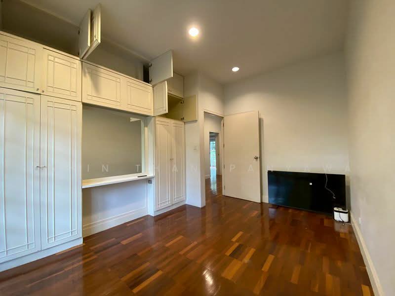 Prompak Gardens Condominium, Bangkok, Sukhumvit, Khlongtoei Nua, Watthana, Bangkok, 3 Bedrooms, 350 sqm, Condo For Rent, by Kanin Thangpanyawa, 500478710 - DDproperty.com