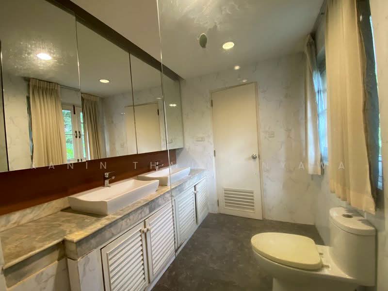 Prompak Gardens Condominium, Bangkok, Sukhumvit, Khlongtoei Nua, Watthana, Bangkok, 3 Bedrooms, 350 sqm, Condo For Rent, by Kanin Thangpanyawa, 500478710 - DDproperty.com