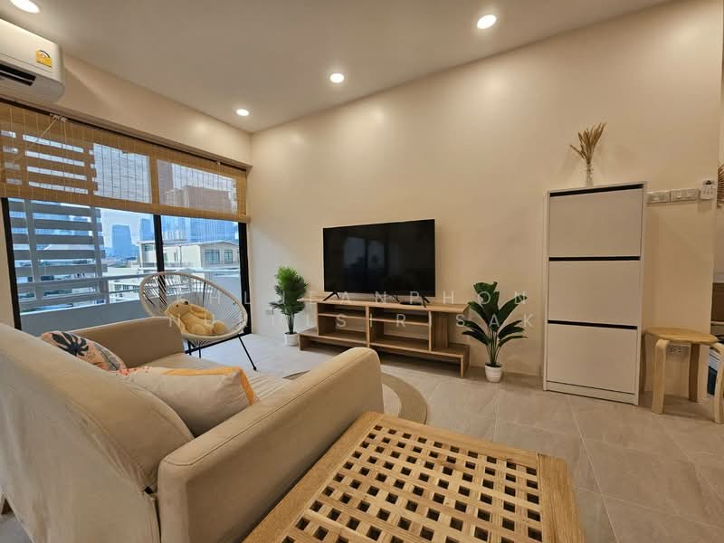 Saranjai Mansion, Bangkok, Soi Sukhumvit 6, Khlong Toei, Bangkok, 2 Bedrooms, 70 sqm, Condo For Rent, by Khlueanphon Nukulsirisak, 500478737 - DDproperty.com