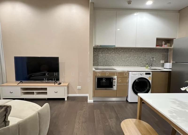 The Saint Residences Ladprao, Bangkok, 588 Vibhavadi-Rangsit Road, Jom Phon, Chatuchak, Bangkok, 2 Bedrooms, 54 sqm, Condo For Rent, by Khlueanphon Nukulsirisak, 500478742 - DDproperty.com