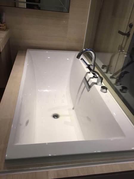 The XXXIX By Sansiri, Bangkok, 300 Soi Sukhumvit 39, Khlong Tan Nua, Watthana, Bangkok, 1 Bedroom, 55 sqm, Condo For Rent, by Khlueanphon Nukulsirisak, 500478755 - DDproperty.com