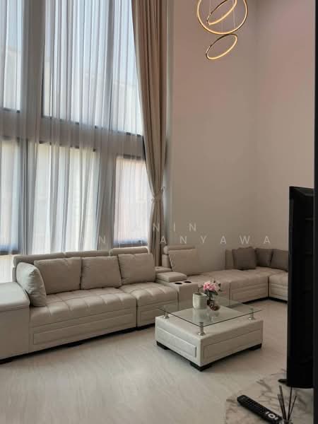 Baan Klang Muang Classe Sukhumvit 77, Bangkok, Soi On Nut 21, Suan Luang, Bangkok, 4 Bedrooms, 259 sqm, Single Detached House For Rent, by Kanin Thangpanyawa, 500478773 - DDproperty.com