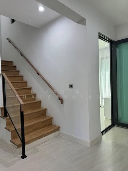 Baan Klang Muang Classe Sukhumvit 77, Bangkok, Soi On Nut 21, Suan Luang, Bangkok, 4 Bedrooms, 259 sqm, Single Detached House For Rent, by Kanin Thangpanyawa, 500478773 - DDproperty.com