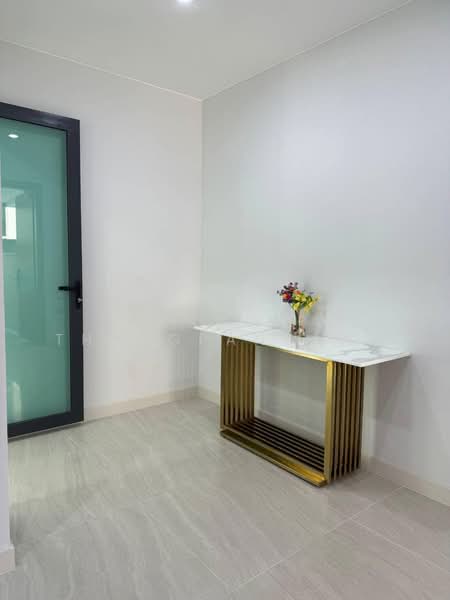 Baan Klang Muang Classe Sukhumvit 77 : บ้านกลางเมือง คลาสเซ่ สุขุมวิท 77, กรุงเทพ, ซอยอ่อนนุช 21, สวนหลวง, กรุงเทพ, 259 ตร.ม., บ้านเดี่ยว ให้เช่า, โดย Kanin Thangpanyawa, 500478773 - DDproperty.com