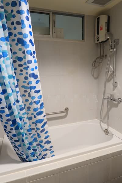 Condo One X Sukhumvit 26, Bangkok, Soi Sukhumvit 26, Sukhumvit Road, Khong Tan, Khlong Toei, Bangkok, 1 Bedroom, 51 sqm, Condo For Rent, by Khlueanphon Nukulsirisak, 500478792 - DDproperty.com