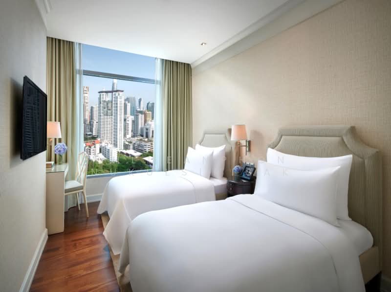 Oriental Residence, Bangkok, 110 Witthayu Road, Lumphini, Pathum Wan, Bangkok, 3 Bedrooms, 160 sqm, Apartment For Rent, by Khlueanphon Nukulsirisak, 500478809 - DDproperty.com
