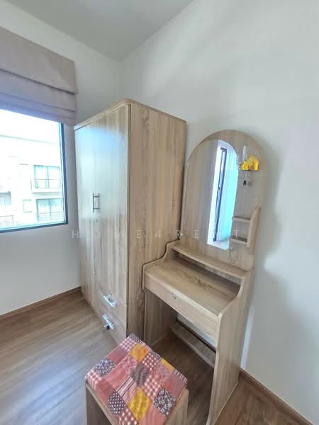 Baan Klang Muang Srinakarin – Onnut, Bangkok, 174 Soi On Nut 70/1, Prawet, Bangkok, 3 Bedrooms, 68 sqm, Townhouse For Rent, by Home4rent, 500478817 - DDproperty.com