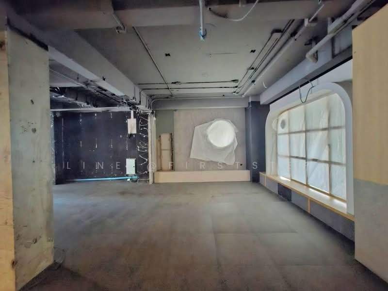 Commercial Space Ground Floor Sukhumvit 49 - Thonglor Near BTS Thonglor, Bangkok, Khlong Tan Nua, Watthana, Bangkok, , 126 sqm, Retail Space For Rent, by LINE @firststep, 500478833 - DDproperty.com