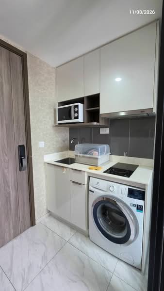 IDEO Mobi Asoke, Bangkok, New Petchaburi Road, Bang Kapi, Huai Khwang, Bangkok, 1 Bedroom, 45 sqm, Condo For Rent, by Jarunat K, 500478837 - DDproperty.com