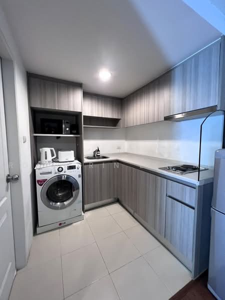 Belle Grand Rama 9, Bangkok, 131 Rama 9 Road, Huai Khwang, Bangkok, 1 Bedroom, 43 sqm, Condo For Rent, by Rosesirin Expert, 500478841 - DDproperty.com
