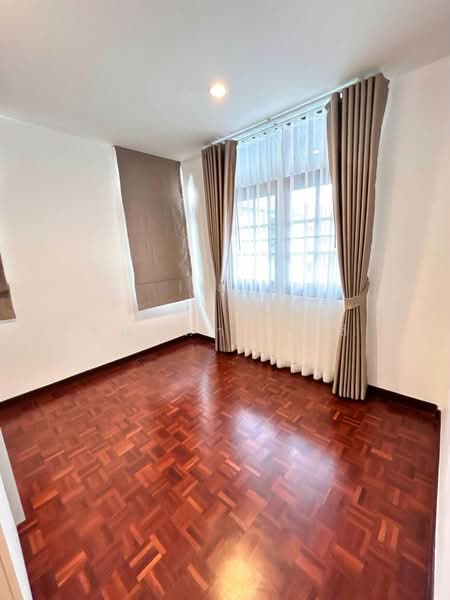 หมู่บ้านเพชรวิฑูรย์, Samut Prakan, เทพารักษ์, Thepharak, Muang Samut Prakarn, Samut Prakan, 4 Bedrooms, 200 sqm, Single Detached House For Sale, by Rinrada Saelee, 500478848 - DDproperty.com