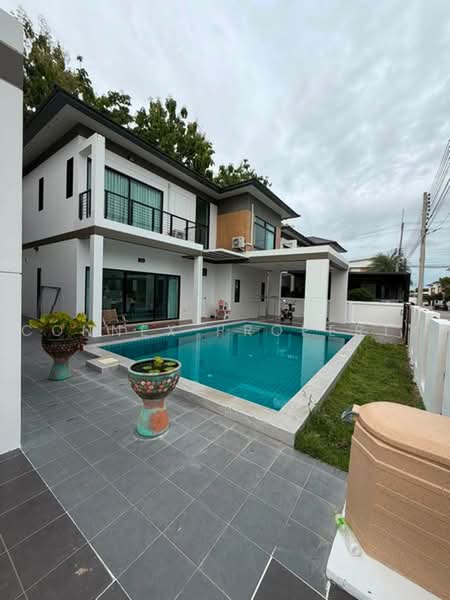 Tropical Village 2 Huai Yai, Chon Buri (Pattaya), 63/4 Village No. 3, Huai Yai, Bang Lamung (Pattaya), Chon Buri (Pattaya), 8 Bedrooms, 600 sqm, Single Detached House For Rent, by Connex Property, 500478873 - DDproperty.com