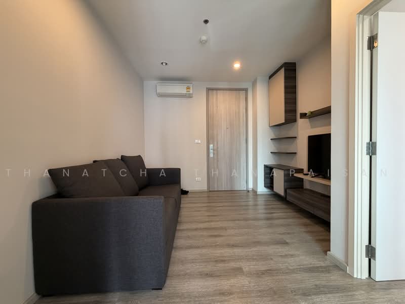 CENTRIC Ari Station, Bangkok, 27 Phahonyothin Road, Samsen Nai, Phaya Thai, Bangkok, 1 Bedroom, 33 sqm, Condo For Sale, by Thanatcha Thanapaisan, 500478879 - DDproperty.com