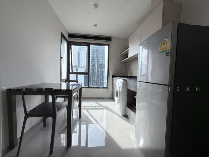 CENTRIC Ari Station, Bangkok, 27 Phahonyothin Road, Samsen Nai, Phaya Thai, Bangkok, 1 Bedroom, 33 sqm, Condo For Sale, by Thanatcha Thanapaisan, 500478879 - DDproperty.com