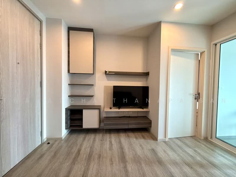 CENTRIC Ari Station, Bangkok, 27 Phahonyothin Road, Samsen Nai, Phaya Thai, Bangkok, 1 Bedroom, 33 sqm, Condo For Sale, by Thanatcha Thanapaisan, 500478879 - DDproperty.com