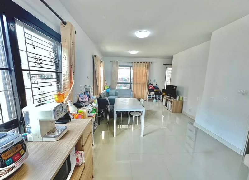 Modi Villa Ladkrabang-Suvarnabhumi, Chachoengsao, Luang Phaeng Road, Khlong Luang Phaeng, Muang Chachoengsao, Chachoengsao, 3 Bedrooms, 100 sqm, Townhouse For Sale, by The Best Property ต้อย, 500478891 - DDproperty.com