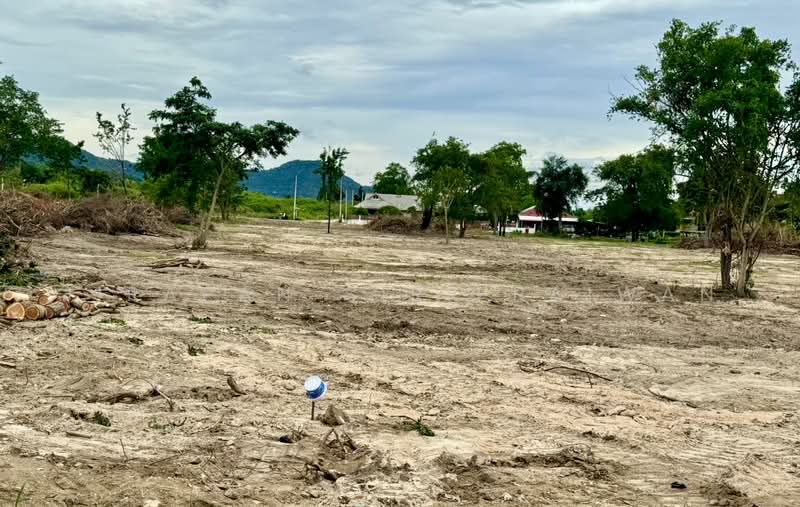 Sell land Hua Hin facing Phet Kasem Road 136 meters opposite Dusit Thani Hua Hin Hotel, Prachuap Khiri Khan, ถนนเพชรเกษม, Hua Hin, Prachuap Khiri Khan, , 19,512 sqm, Land For Sale, by Jirapan Siripraiwan, 500478898 - DDproperty.com