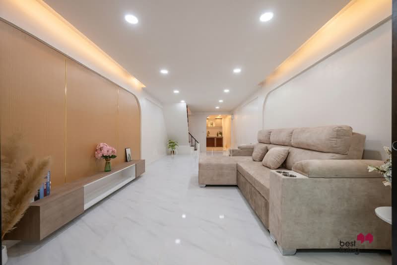 Pracharatbamphen9 Huaikwang, Bangkok, Huai Khwang, Huai Khwang, Bangkok, 2 Bedrooms, 100 sqm, Townhouse For Sale, by Admin, 500478899 - DDproperty.com
