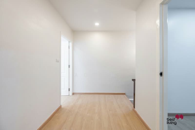 Pracharatbamphen9 Huaikwang, Bangkok, Huai Khwang, Huai Khwang, Bangkok, 2 Bedrooms, 100 sqm, Townhouse For Sale, by Admin, 500478899 - DDproperty.com