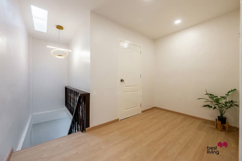 Pracharatbamphen9 Huaikwang, Bangkok, Huai Khwang, Huai Khwang, Bangkok, 2 Bedrooms, 100 sqm, Townhouse For Sale, by Admin, 500478899 - DDproperty.com
