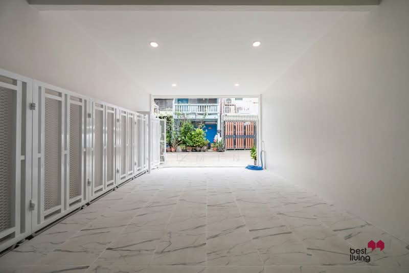 Pracharatbamphen9 Huaikwang, Bangkok, Huai Khwang, Huai Khwang, Bangkok, 2 Bedrooms, 100 sqm, Townhouse For Sale, by Admin, 500478899 - DDproperty.com