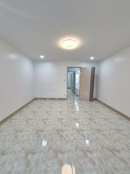 Moobaan Pimthong Nawamin, Bangkok, Soi Sudsanguan, Khlong Chaokhun Sing, Wang Thonglang, Bangkok, 2 Bedrooms, 80 sqm, Townhouse For Sale, by นภัสศรณ์ วงศ์สินไทยกร (นันท์), 500478913 - DDproperty.com