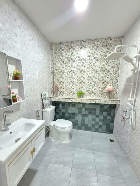 Moobaan Pimthong Nawamin, Bangkok, Soi Sudsanguan, Khlong Chaokhun Sing, Wang Thonglang, Bangkok, 2 Bedrooms, 80 sqm, Townhouse For Sale, by นภัสศรณ์ วงศ์สินไทยกร (นันท์), 500478913 - DDproperty.com