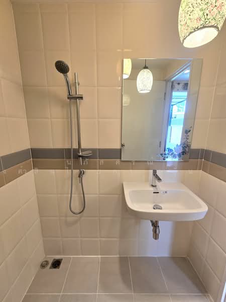 Golden Town Watcharapol-Sukhapiban 5, Bangkok, Sukhaphiban 5 Road, O-Ngoen, Sai Mai, Bangkok, 3 Bedrooms, 84 sqm, Townhouse For Sale, by นภัสศรณ์ วงศ์สินไทยกร (นันท์), 500478924 - DDproperty.com