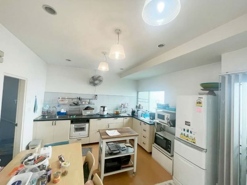 The Estate Srinakarin 1, Bangkok, Soi On Nut 46, Suan Luang, Bangkok, 3 Bedrooms, 100 sqm, Townhouse For Sale, by The Best Property แมท, 500478926 - DDproperty.com