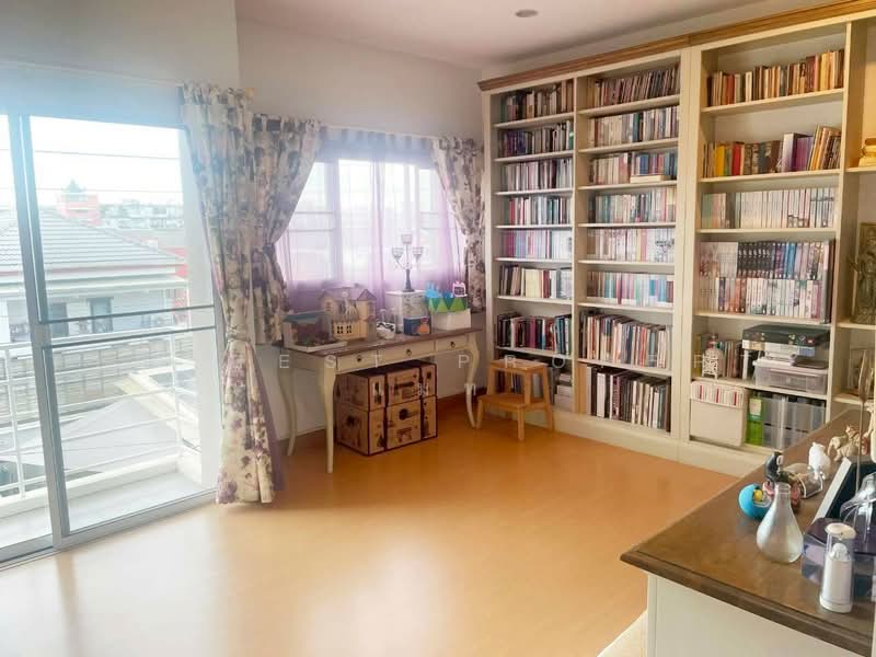 The Estate Srinakarin 1, Bangkok, Soi On Nut 46, Suan Luang, Bangkok, 3 Bedrooms, 100 sqm, Townhouse For Sale, by The Best Property แมท, 500478926 - DDproperty.com