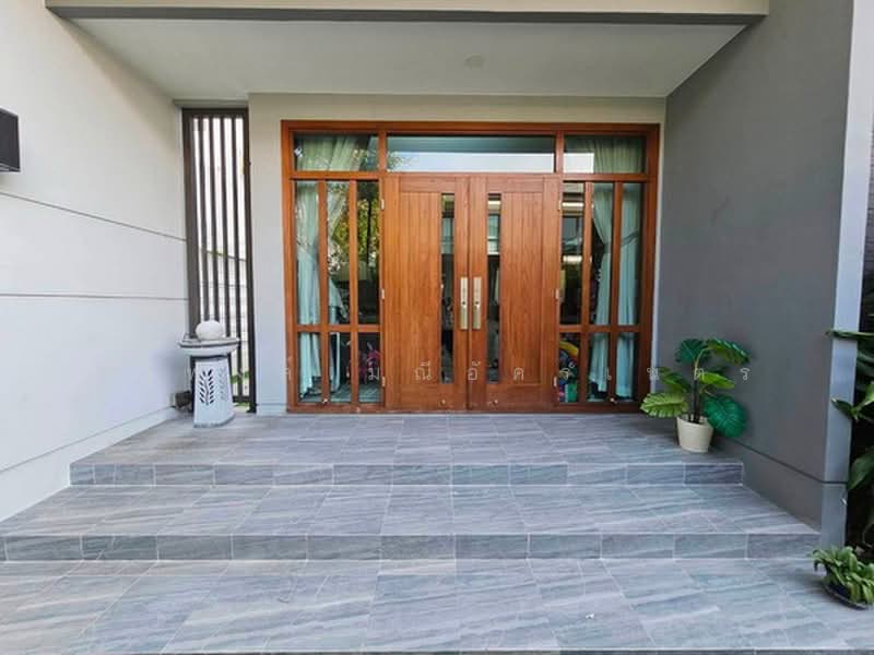 The City Ekkamai-Ladprao, Bangkok, Pradit Manutham Road, Phlapphla, Wang Thonglang, Bangkok, 4 Bedrooms, 310 sqm, Single Detached House For Rent, by นัฐพงค์ มณีอัครเนตร, 500478957 - DDproperty.com