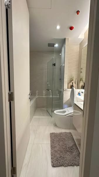 The Strand Thonglor, Bangkok, 36 Soi Sukhumvit 55, Khlong Tan Nua, Watthana, Bangkok, 1 Bedroom, 54 sqm, Condo For Rent, by BetterLiving Estate, 500478967 - DDproperty.com