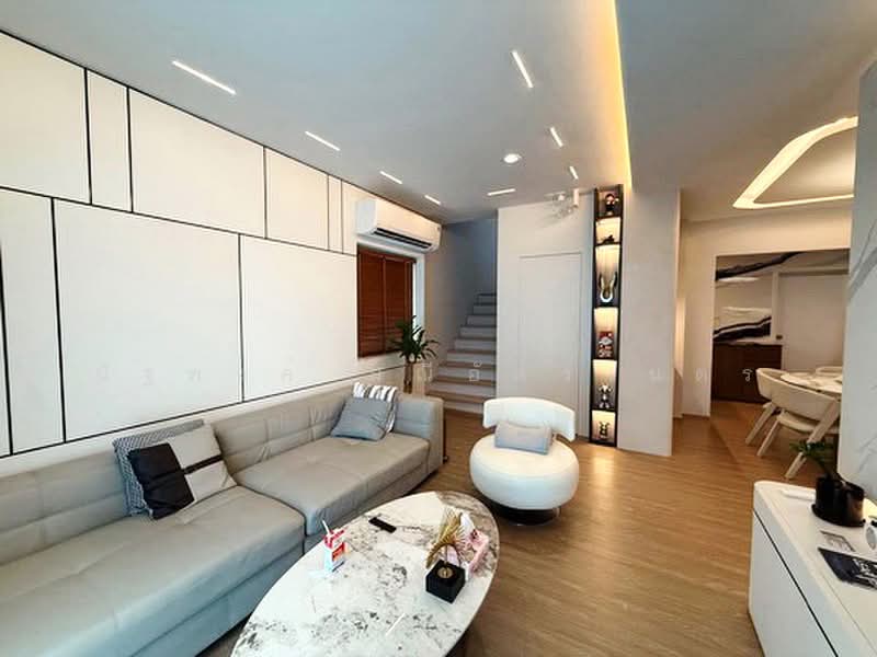 Nirvana Absolute Ekkamai-Ramintra, Bangkok, Soi Sukonthasawat 19, Lat Phrao, Bangkok, 4 Bedrooms, 289 sqm, Single Detached House For Rent, by นัฐพงค์ มณีอัครเนตร, 500478973 - DDproperty.com