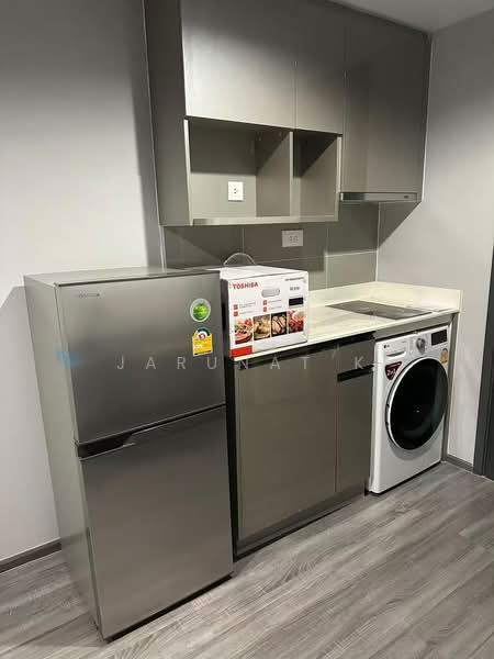 IDEO Mobi Sukhumvit 40, Bangkok, Soi Sukhumvit 40, Phra Kanong, Khlong Toei, Bangkok, 1 Bedroom, 49 sqm, Condo For Rent, by Jarunat K, 500478976 - DDproperty.com