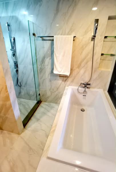 IDEO Mobi Sukhumvit 40 : ไอดีโอ โมบิ สุขุมวิท 40, กรุงเทพ, ซอยสุขุมวิท 40, พระโขนง, คลองเตย, กรุงเทพ, 49 ตร.ม., คอนโด ให้เช่า, โดย Jarunat K, 500478976 - DDproperty.com