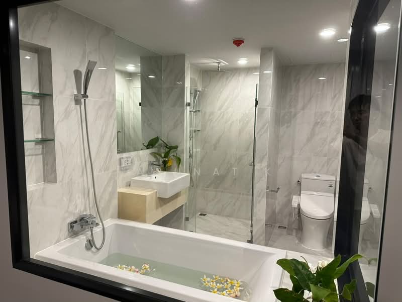 IDEO Mobi Sukhumvit 40, Bangkok, Soi Sukhumvit 40, Phra Kanong, Khlong Toei, Bangkok, 1 Bedroom, 42 sqm, Condo For Rent, by Jarunat K, 500478980 - DDproperty.com