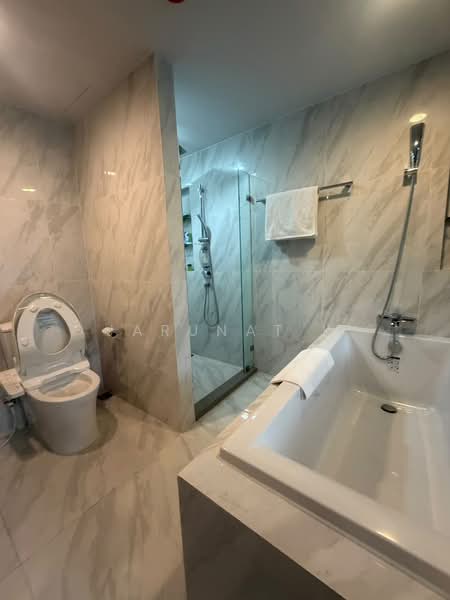 IDEO Mobi Sukhumvit 40 : ไอดีโอ โมบิ สุขุมวิท 40, กรุงเทพ, ซอยสุขุมวิท 40, พระโขนง, คลองเตย, กรุงเทพ, 42 ตร.ม., คอนโด ให้เช่า, โดย Jarunat K, 500478980 - DDproperty.com