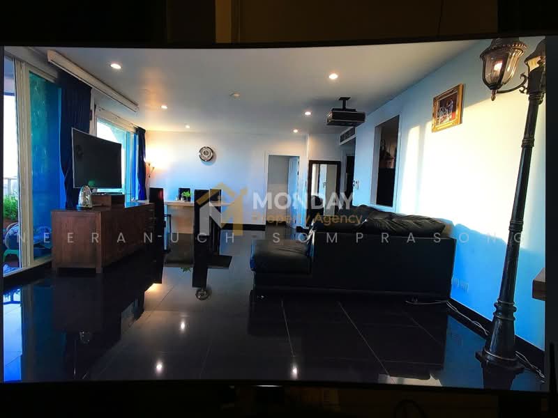 Watermark Chaophraya, Bangkok, Soi Charoennakorn 39-41, Charoennakorn Road, Bang Lam Phu Lang, Khlong San, Bangkok, 3 Bedrooms, 167 sqm, Condo For Sale, by Neeranuch Somprasong, 500479010 - DDproperty.com