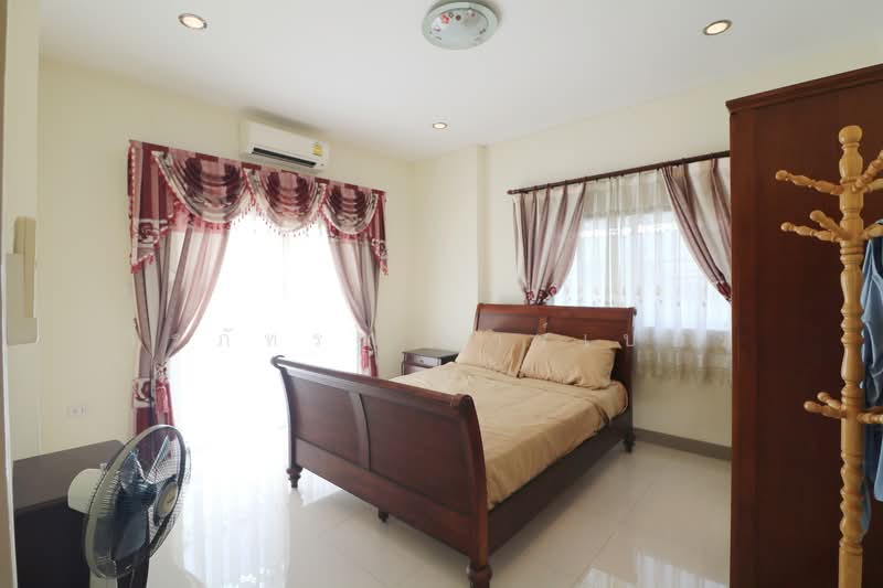 บ้านเดี่ยวคุณภาพดี 4 ห้องนอน 3 ห้องน้ำ ใจกลางเมืองขอนแก่น, ขอนแก่น, ในเมือง, เมืองขอนแก่น, ขอนแก่น, 230 ตร.ม., บ้านเดี่ยว ขาย, โดย วีรภัทรา ดาร์เปอร์, 500479155 - DDproperty.com