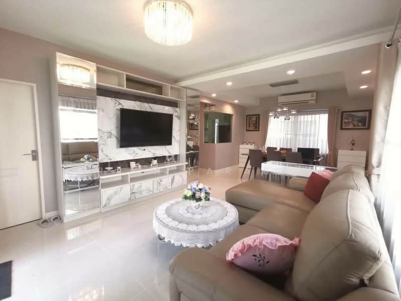 Mantana Bangna Km.7, Samut Prakan, 68 Bangna-Trad Road, Bang Kaeo, Bang Plee, Samut Prakan, 4 Bedrooms, 185 sqm, Single Detached House For Sale, by Airada Parasarn, 500479178 - DDproperty.com