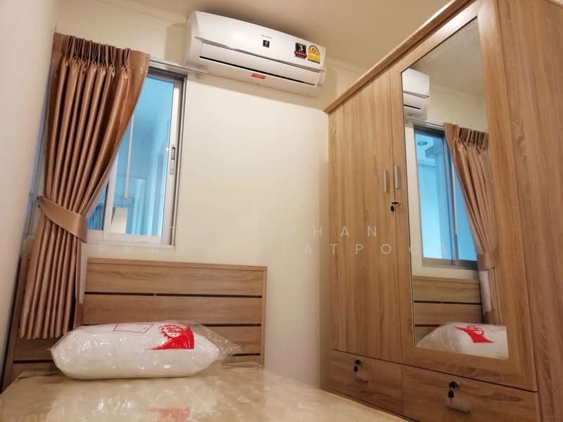 Lumpini Ville Sukhumvit 77-2, Bangkok, On Nut Rd, Suan Luang, Bangkok, 2 Bedrooms, 45 sqm, Condo For Rent, by Thitiphan Prasopkiatpoca, 500479196 - DDproperty.com