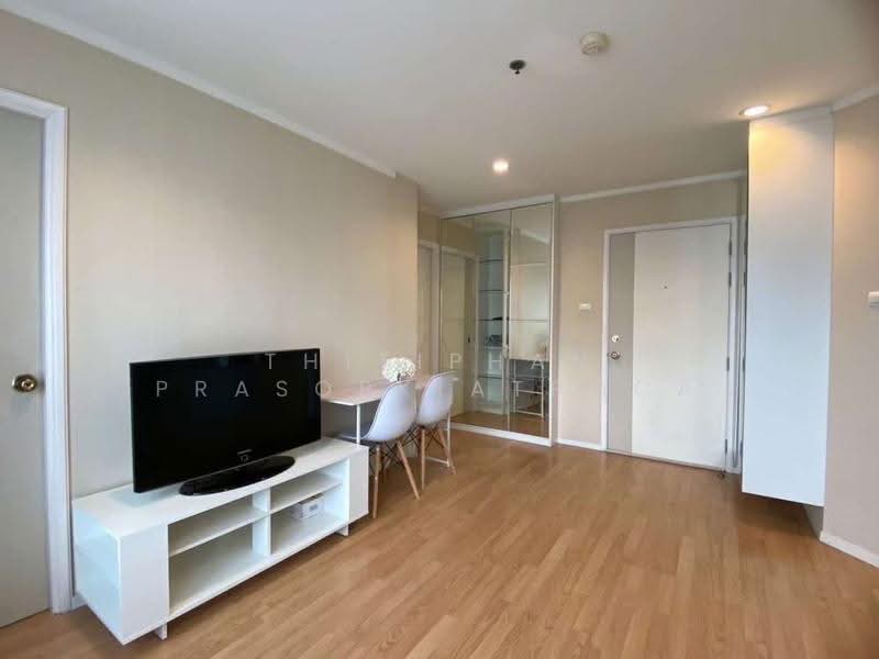 Lumpini Ville Sukhumvit 77-2, Bangkok, On Nut Rd, Suan Luang, Bangkok, 2 Bedrooms, 45 sqm, Condo For Rent, by Thitiphan Prasopkiatpoca, 500479196 - DDproperty.com