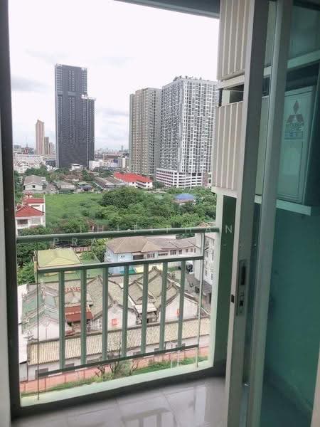 Lumpini Ville Sukhumvit 77-2, Bangkok, On Nut Rd, Suan Luang, Bangkok, 2 Bedrooms, 45 sqm, Condo For Rent, by Thitiphan Prasopkiatpoca, 500479196 - DDproperty.com